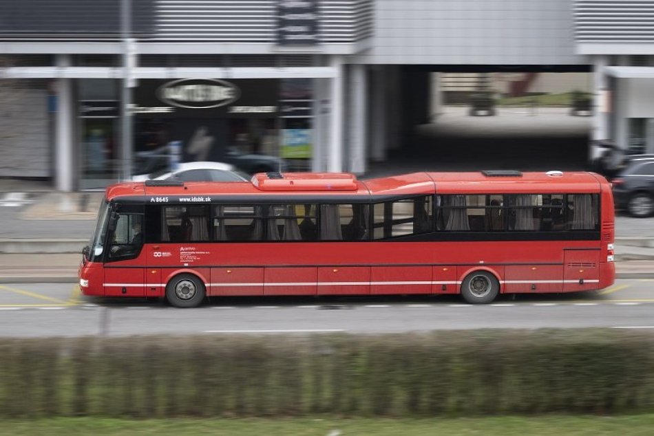 Ilustračný obrázok k článku Skvelá správa po dlhej dobe: Z Bratislavy do Hainburgu vás opäť odvezie autobus