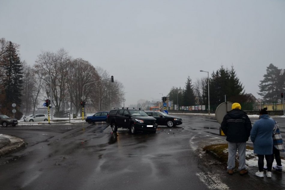Ilustračný obrázok k článku Polícia hľadá svedkov nehody v Liptovskom Mikuláši: Neviete o tomto niečo? FOTO