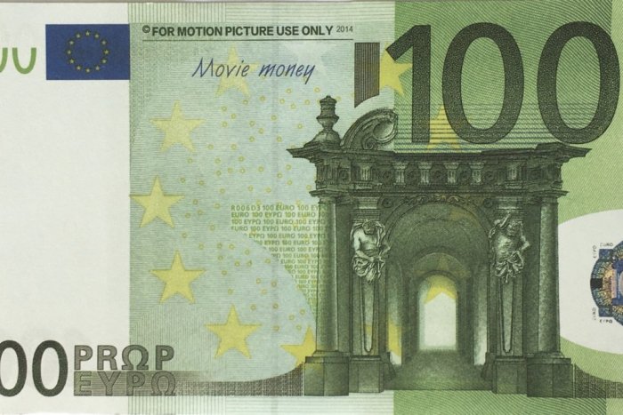 Ilustračný obrázok k článku Pozor na falošné bankovky! V Humennom sa objavili stoeurovky z internetu