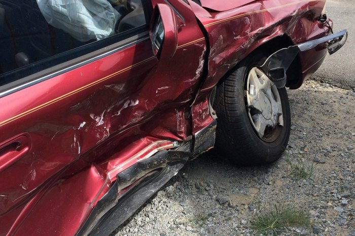 Ilustračný obrázok k článku Michalovčania, kto vám preplatí nehodu s ukrajinským autom bez poistky?