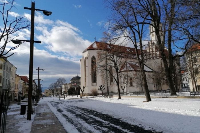 Ilustračný obrázok k článku Levoča je opäť o čosi krajšia: Zrekonštruovaná časť námestia na FOTKÁCH