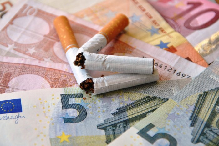 Ilustračný obrázok k článku Fajčiari, držte si peňaženky: Od februára budú cigarety drahšie! Koľko vás vyjde krabička?