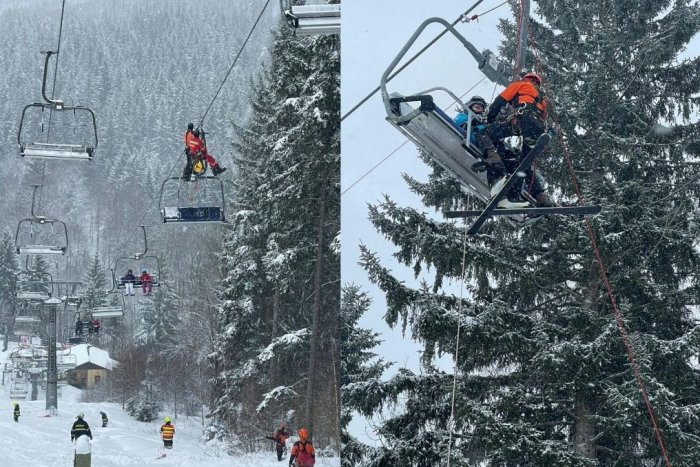 Ilustračný obrázok k článku V českom lyžiarskom stredisku sa zasekla lanovka: Evakuovať museli 130 ľudí