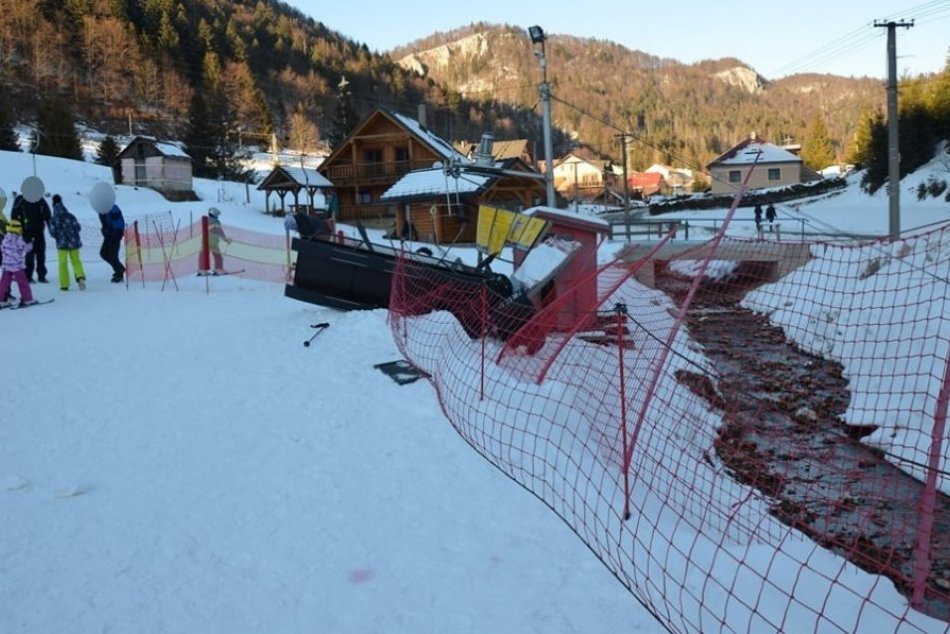 Ilustračný obrázok k článku Hrôza na lyžiarskom svahu: Opitý muž spadol zo skútra, ten sa rútil priamo na ľudí