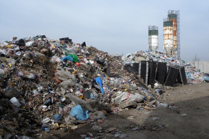 Ilustračný obrázok k článku Neďaleko Nitry chcú ZATVORIŤ skládku odpadu: Mesto si vezme úver