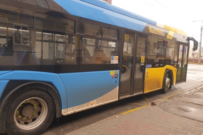 Ilustračný obrázok k článku V Košiciach má nových vodičov autobusov prilákať náborový príspevok: O akej sume je reč?