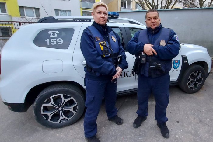 Ilustračný obrázok k článku Boj o život priamo na ulici v Nitre: Muž žije aj vďaka zásahu mestských policajtov