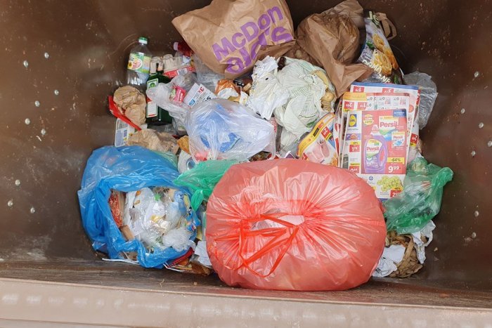 Ilustračný obrázok k článku Pozor, čo vyhadzujete do BRKO kontajnerov: Za kontaminovaný odpad zaplatíme všetci!