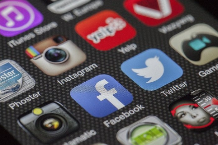 Ilustračný obrázok k článku Ruský súd vyhlásil Facebook a Instagram za EXTRÉMISTICKÉ a zakázal ich