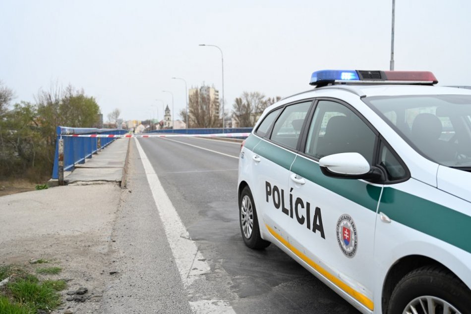 Ilustračný obrázok k článku Viskupič o kritickom stave mosta v Hlohovci: Hrozí jeho ZRÚTENIE!