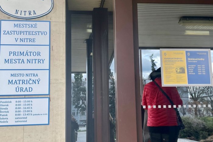 Ilustračný obrázok k článku Poslankyňu zarazil oznam na dverách úradu: Bol napísaný iba v ukrajinčine