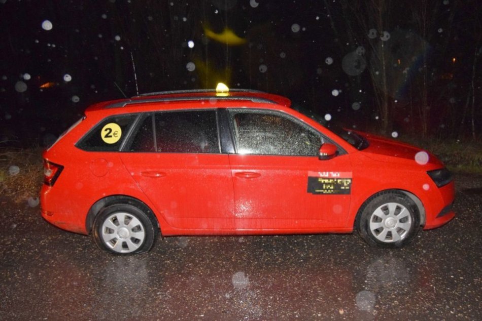 Ilustračný obrázok k článku HOROROVÉ chvíle taxikára: Pasažier ho udieral do hlavy, potom mu ukradol auto!