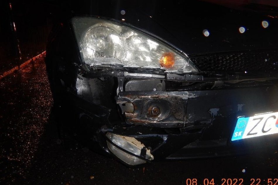 Ilustračný obrázok k článku Nehoda na frekventovanej ceste v Novej Bani: Vodička nafúkala takmer 2 promile! FOTO