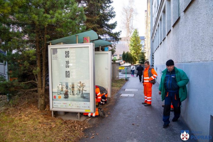 Ilustračný obrázok k článku Mesto postupne odstraňuje nefunkčné telefónne búdky: Padajú aj bilbordy
