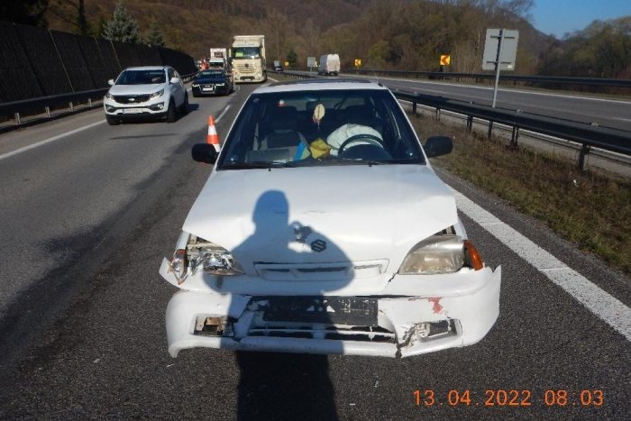 Ilustračný obrázok k článku Medzi Zvolenom a Žiarom došlo ku kolíziám: Zrazil sa aj kamión s autom!