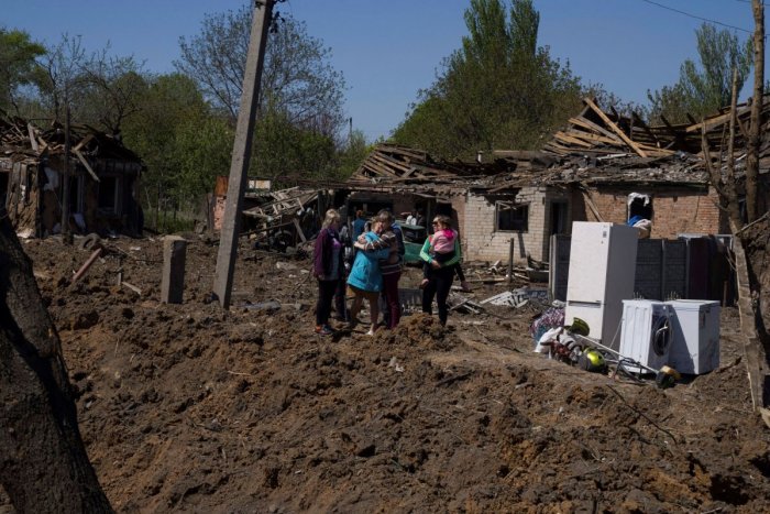 Ilustračný obrázok k článku Rusi zbombardovali dedinskú ŠKOLU: Ukrývalo sa v nej 90 ľudí, zomreli aj dve deti!