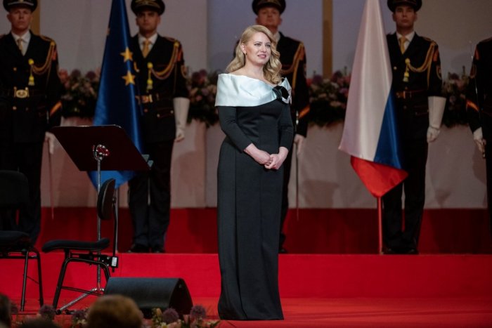 Ilustračný obrázok k článku Čaputová sa prihovorila Slovákom a udelila štátne vyznamenania: KOHO prezidentka ocenila?