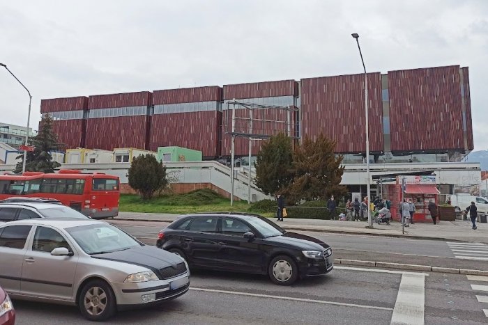 Ilustračný obrázok k článku Mesto chce zrušiť prenájom pozemku vedľa bývalého Prioru: Investor tam chcel stavať