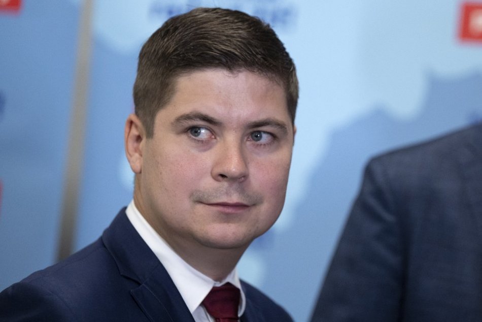 Ilustračný obrázok k článku Peter Máťoš po volebnej prehre: Baškovi gratuluje a takéto má plány