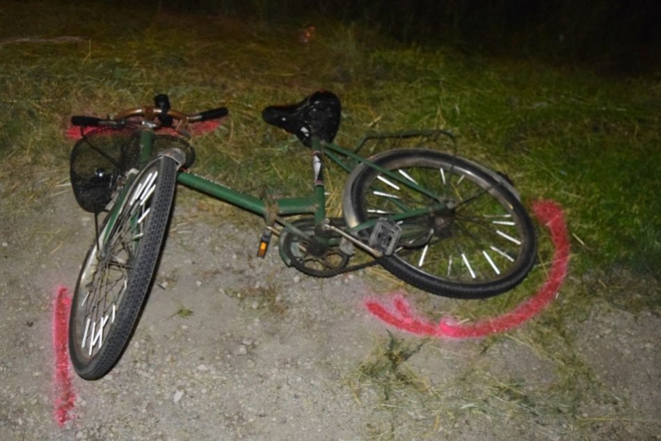 Ilustračný obrázok k článku Opitý a bez vodičáku mal zraziť cyklistku: Z miesta nehody UŠIEL!
