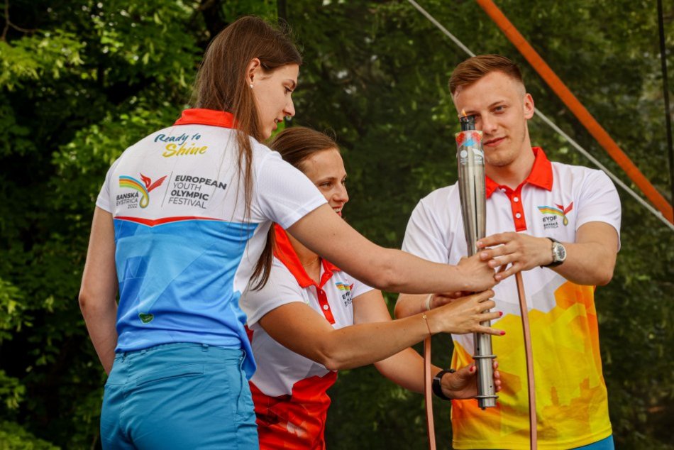 Ilustračný obrázok k článku Bystrica sa dočkala veľkej udalosti: Do mesta dorazil Oheň mieru, FOTO