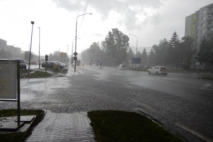 Ilustračný obrázok k článku Na Európu mieria SILNÉ búrky a zasiahnu aj Slovensko. Nie sú vylúčené ani TORNÁDA!