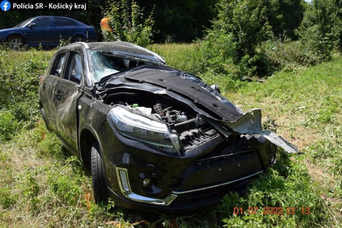 Ilustračný obrázok k článku TRAGICKÁ havária pri Slanci: Vodič auta zišiel z cesty, na mieste podľahol zraneniam