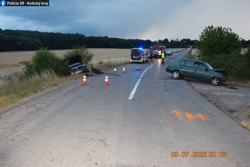 Ilustračný obrázok k článku FOTO: Pri dopravnej nehode v okrese Košice-okolie sa ťažko zranil vodič