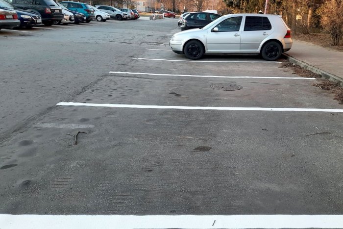Ilustračný obrázok k článku Trnavčania, na tejto ulici autá nenechávajte! Budú tam vyznačovať parkovacie miesta
