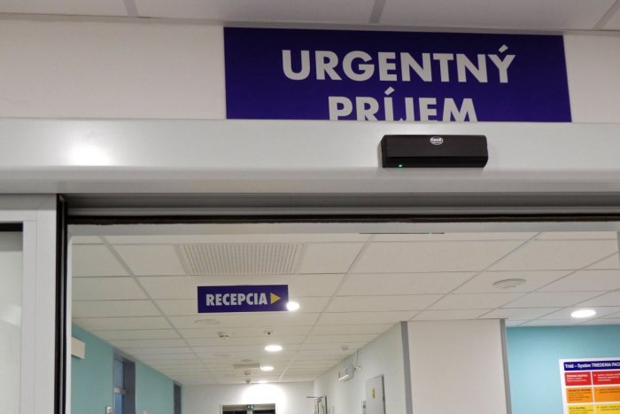 Ilustračný obrázok k článku Popradská nemocnica má novú pomôcku: Prístroj na urgente vyšetrí vzorky do 15 minút