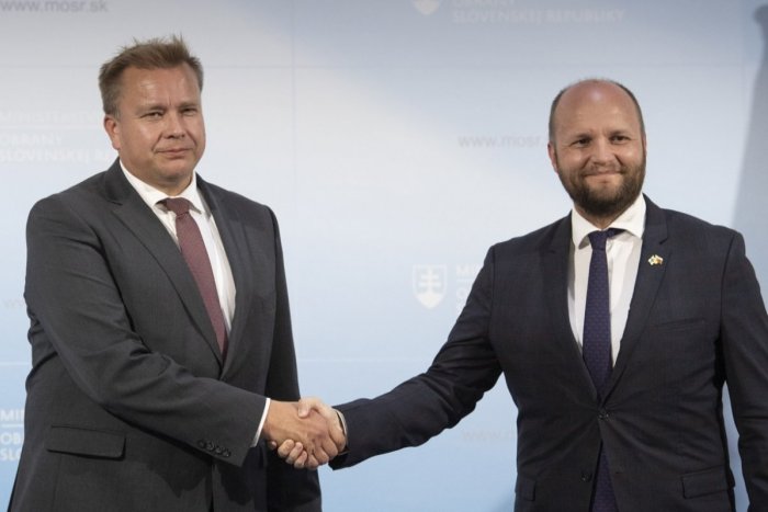 Ilustračný obrázok k článku Je to SPEČATENÉ: Slovensko od Fínska nakúpi obrnené vozidlá za 447 miliónov eur