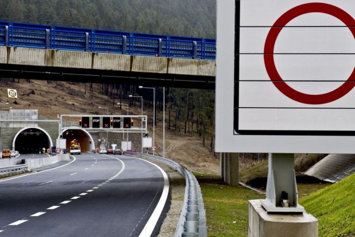 Ilustračný obrázok k článku Vodiči pod Tatrami, čaká vás ďalšia uzávierka Tunela Bôrik: Kadiaľ povedie obchádzka?