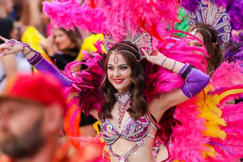 Ilustračný obrázok k článku Ako na karnevale v Riu! Nitru zaplnili krásne tanečnice a horúce rytmy, FOTO