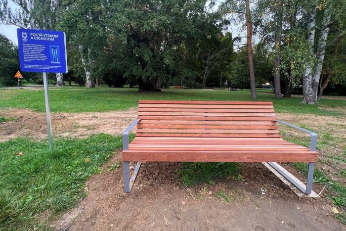 Ilustračný obrázok k článku V Novom parku je hotové osvetlenie: Pribudlo aj prvých 27 lavičiek
