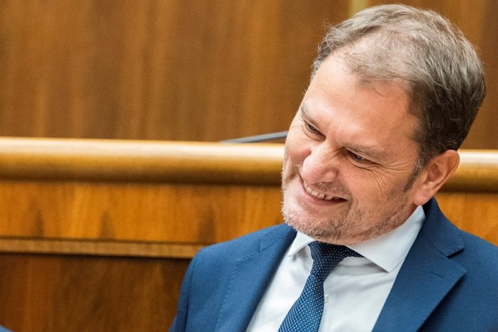 Ilustračný obrázok k článku MIMORIADNA SPRÁVA: Matovič si môže vydýchnuť! Poslancom sa NEPODARILO odvolať ho