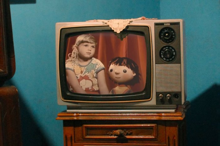 Ilustračný obrázok k článku Aké boli začiatky televízie na Slovensku? Nechýbali obľúbené hlásateľky a Matelko