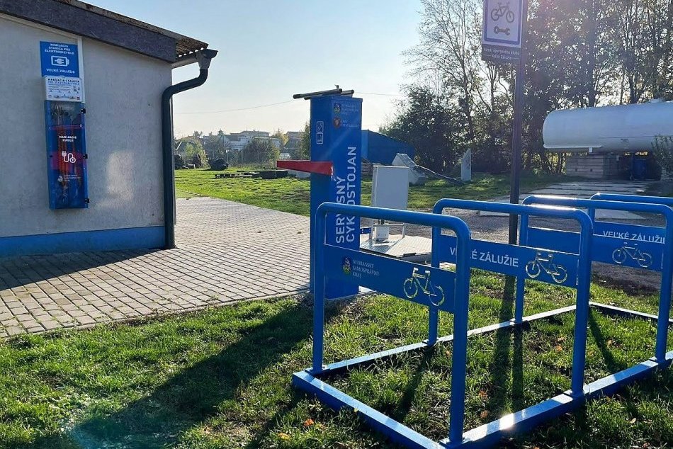 Ilustračný obrázok k článku Obec pri Nitre predbehla aj mestá: PRVÁ v kraji má nabíjaciu stanicu na elektrobicykle