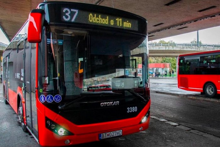 Ilustračný obrázok k článku NOVINKA v bratislavskej MHD: Už z diaľky uvidíte, kedy vám ODCHÁDZA autobus