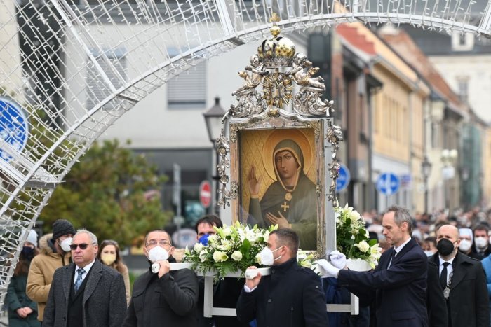 Ilustračný obrázok k článku Pripomínajú si stáročné tradície: Odštartovala tohtoročná Trnavská novéna