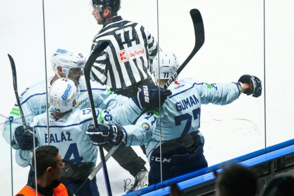 Ilustračný obrázok k článku Hokejová Nitra sa trápi v ofenzíve: Pomôcť jej s tým má nová POSILA