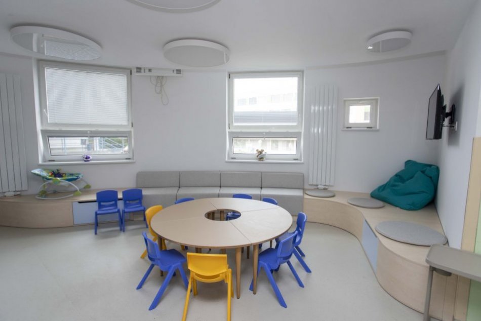 Zrekonštruované priestory na Klinike detí a dorastu vo Fakultnej nemocnici v Nitre