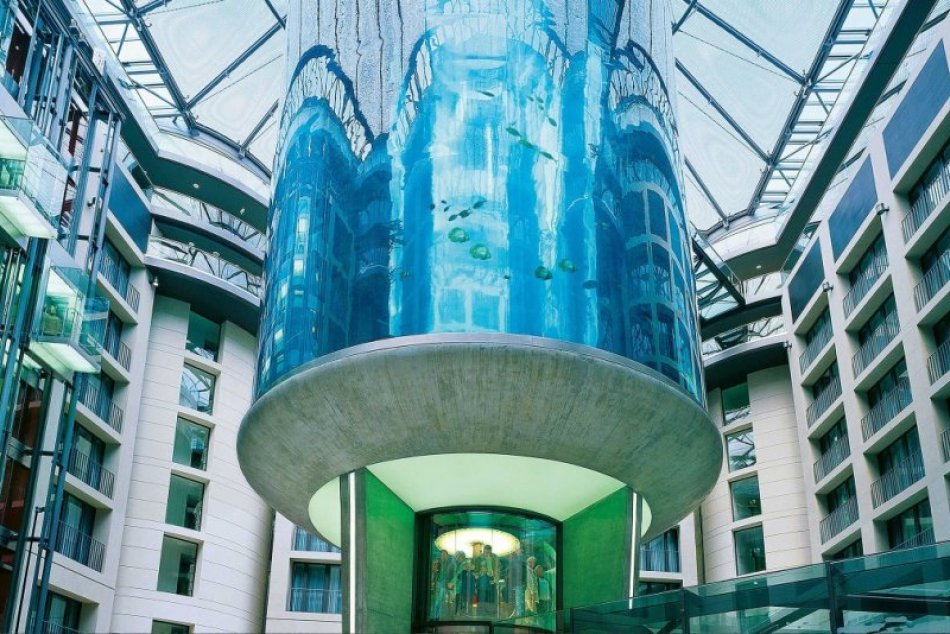 Ilustračný obrázok k článku V Berlíne prasklo MEGA akvárium: Voda po sebe zanechala takúto skazu! FOTO a VIDEO