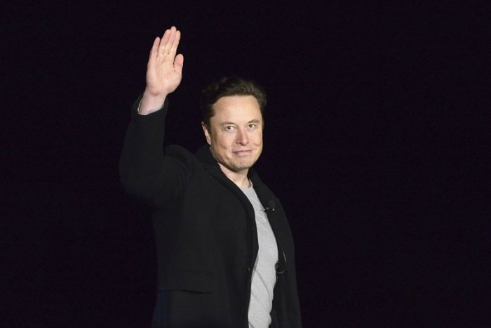 Ilustračný obrázok k článku Umelá inteligencia je hitom, odborníci a Elon Musk to už vidia inak: Žiadajú dočasnú STOPKU!