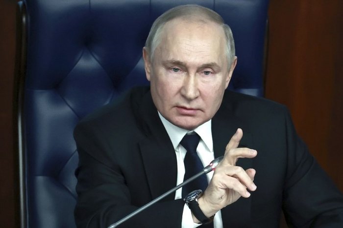 Ilustračný obrázok k článku Putin sa chytil do vlastnej pasce: Povedal SLOVO, ktoré Rusom zakázal používať!