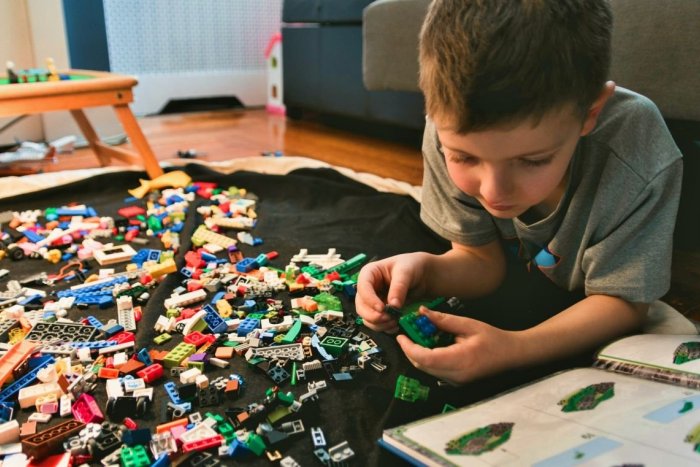 Ilustračný obrázok k článku Pestrofarebné LEGO kocky zaplavili svet: Ich dizajn sa nezmenil už 65 ROKOV!