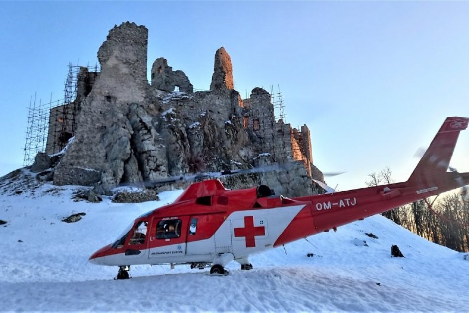 Ilustračný obrázok k článku Záchranná akcia pod hradom Hrušov: Muža museli oživovať, FOTO