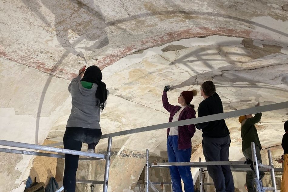 Ilustračný obrázok k článku Na zámku v Holíči prebiehajú reštaurátorské práce: Objavili fresky z 18. storočia