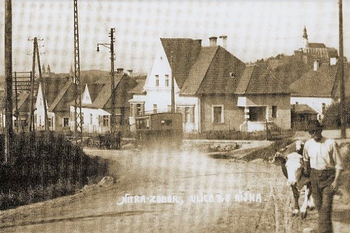 Ilustračný obrázok k článku Fotografia ulice v Nitre zaujala SVET: Vyše 90 rokov sa takmer nezmenila