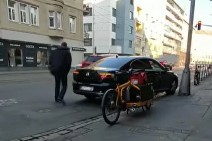 Ilustračný obrázok k článku Pracovník generálnej prokuratúry sa v Bratislave vyhrážal cyklistovi: Prípad má ráznu DOHRU!