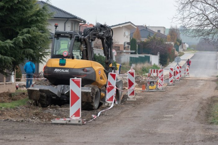 Ilustračný obrázok k článku V Nitre dočasne UZAVRÚ ulicu: Cestári budú klásť nový asfalt